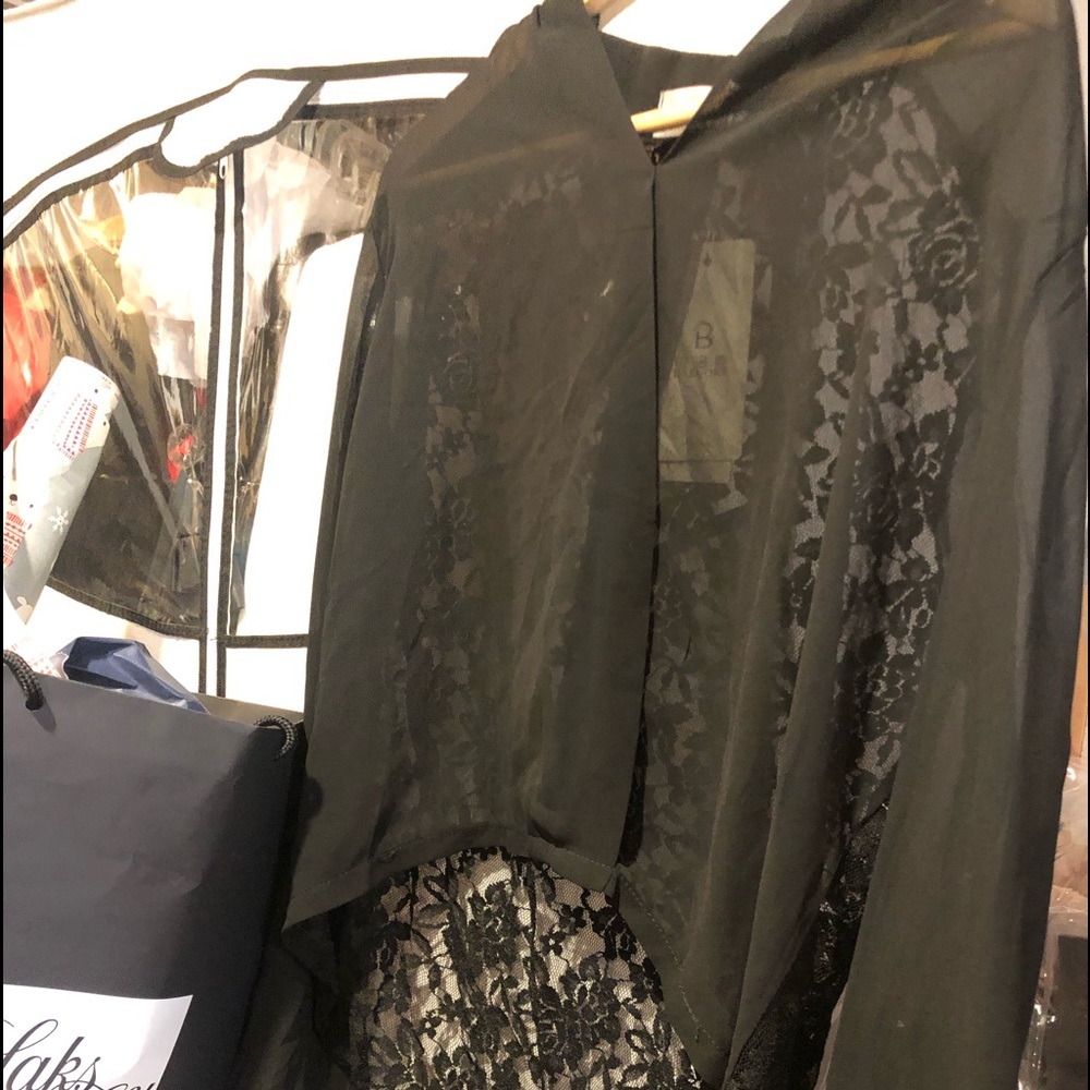 Blouse - Picture 4 of 4